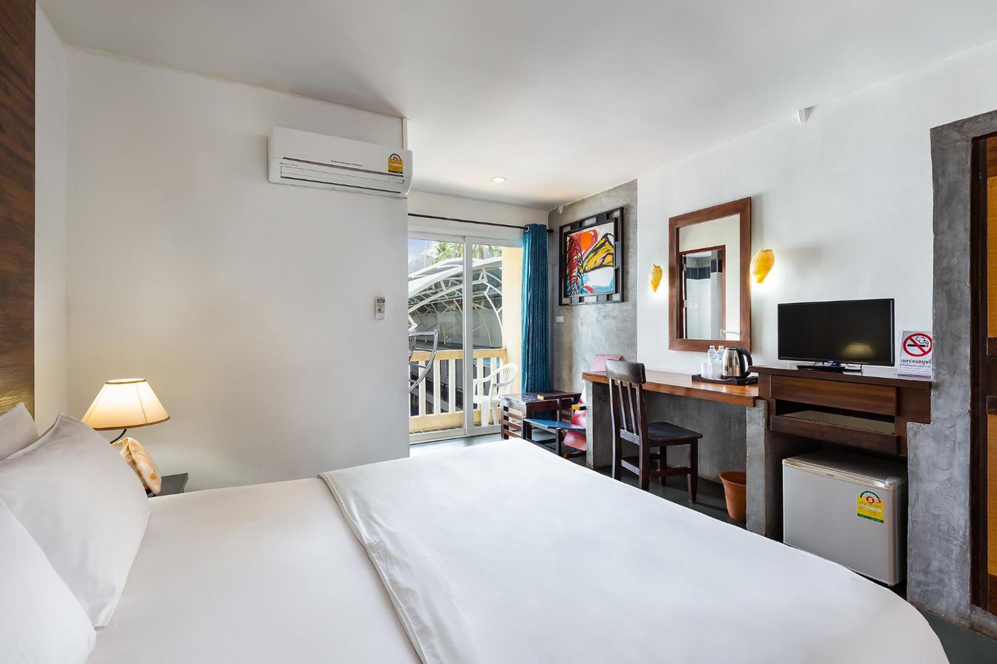พีพี อินซูล่า Hotel เกาะพีพี ภายนอก รูปภาพ