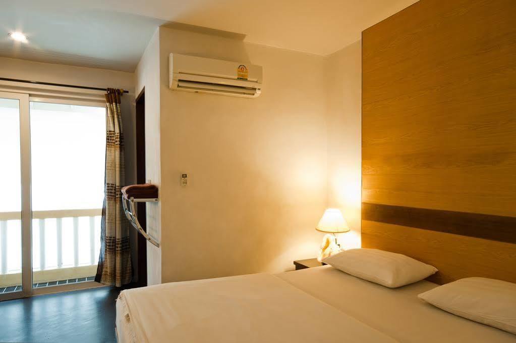 พีพี อินซูล่า Hotel เกาะพีพี ภายนอก รูปภาพ